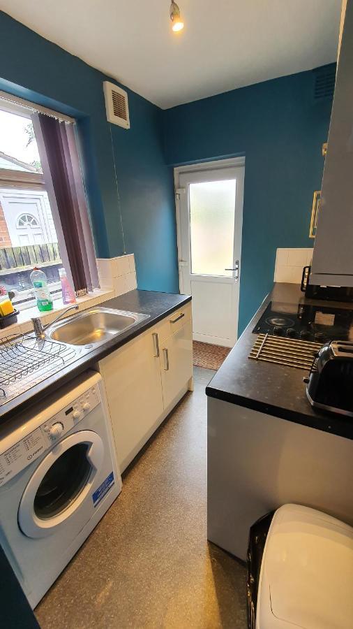Contractors, City Centre, Parking, 3 Double Rooms, Netflix, Cosy! Coventry Kültér fotó